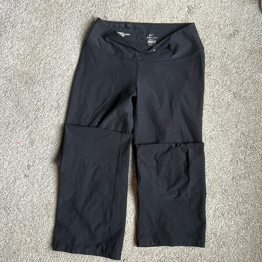 Nike bootcut leggings